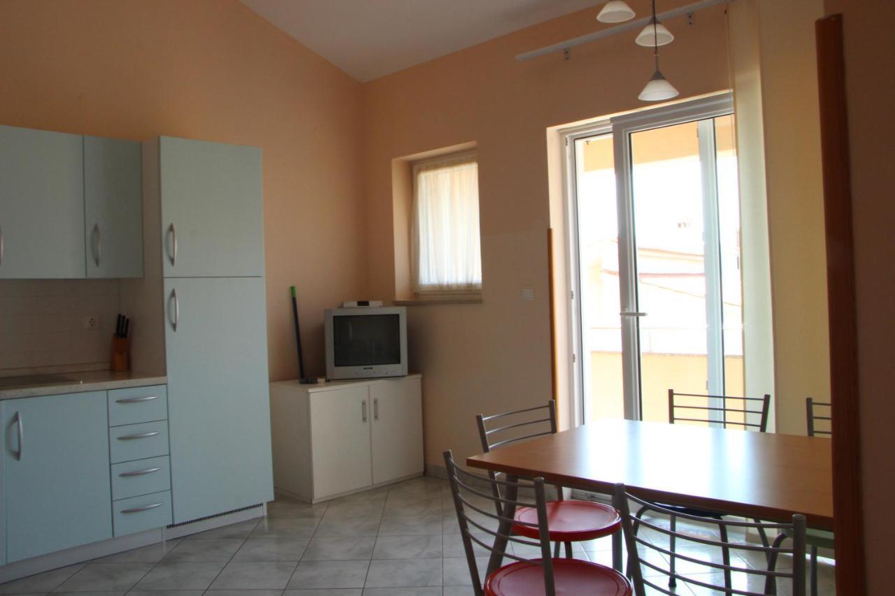 Apartments Miriam Premantura Ngoại thất bức ảnh