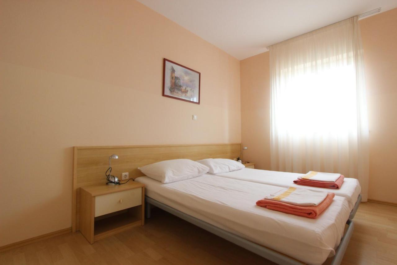 Apartments Miriam Premantura Ngoại thất bức ảnh