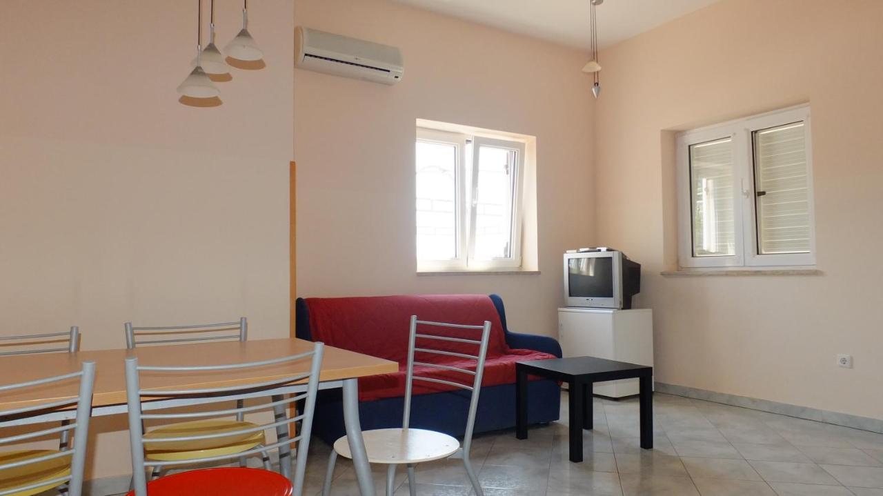 Apartments Miriam Premantura Ngoại thất bức ảnh