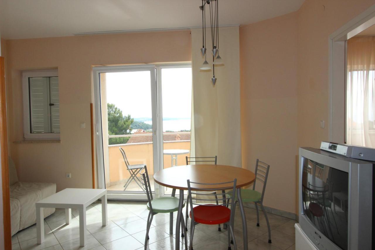 Apartments Miriam Premantura Ngoại thất bức ảnh