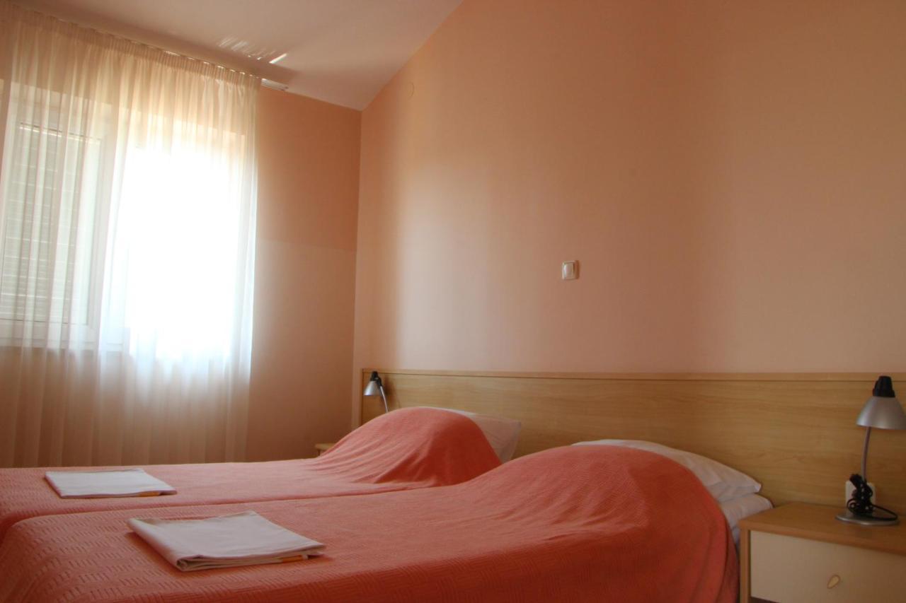 Apartments Miriam Premantura Ngoại thất bức ảnh
