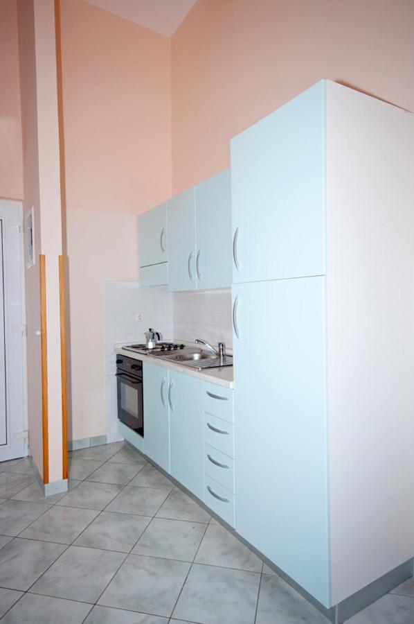 Apartments Miriam Premantura Ngoại thất bức ảnh
